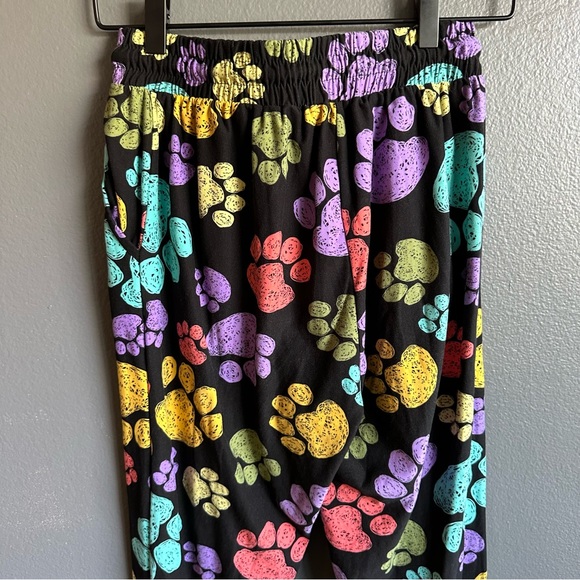 Animal print rainbow paw print joggers - Picture 4 of 7